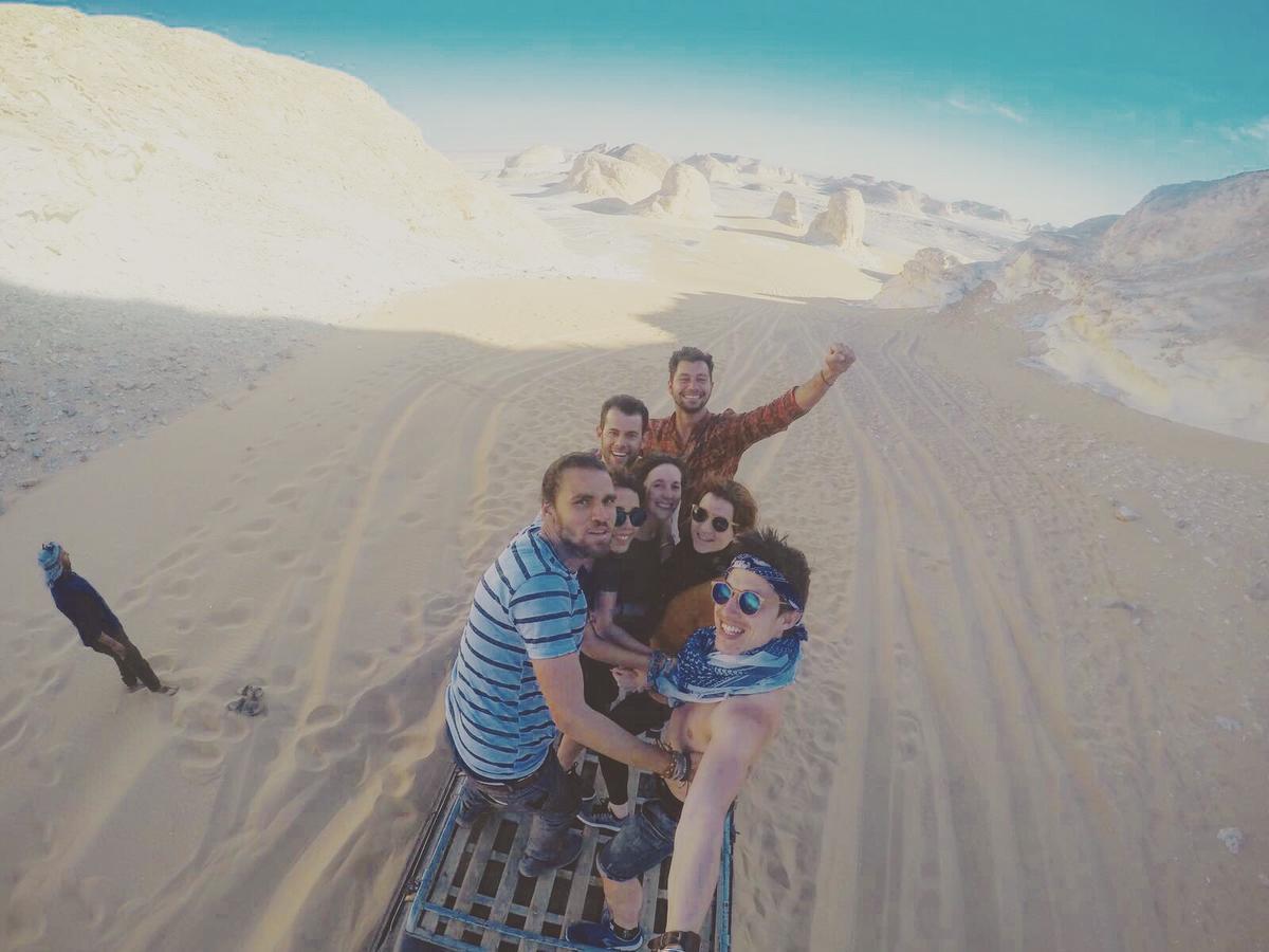 Kafret el-Gabal Happy Days Pyramids Inn מראה חיצוני תמונה